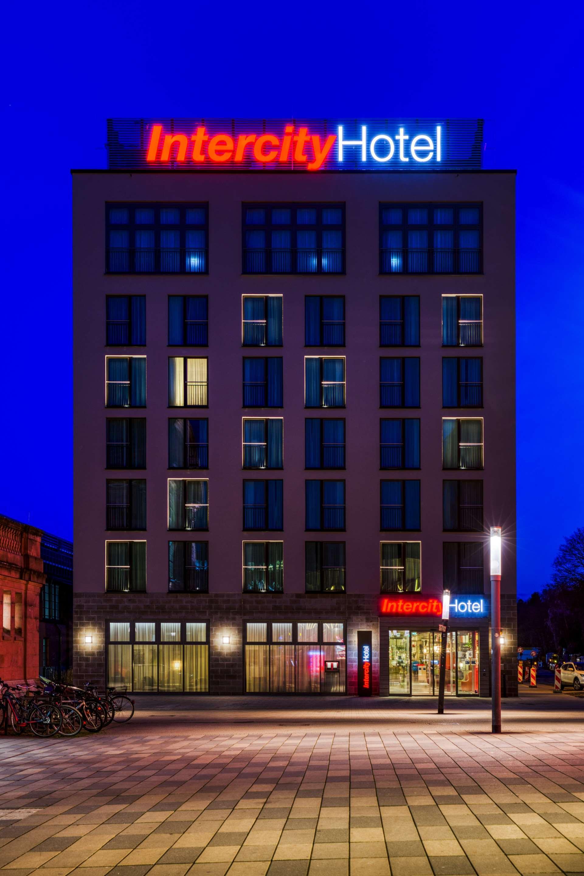 Intercityhotel Wiesbaden Ngoại thất bức ảnh