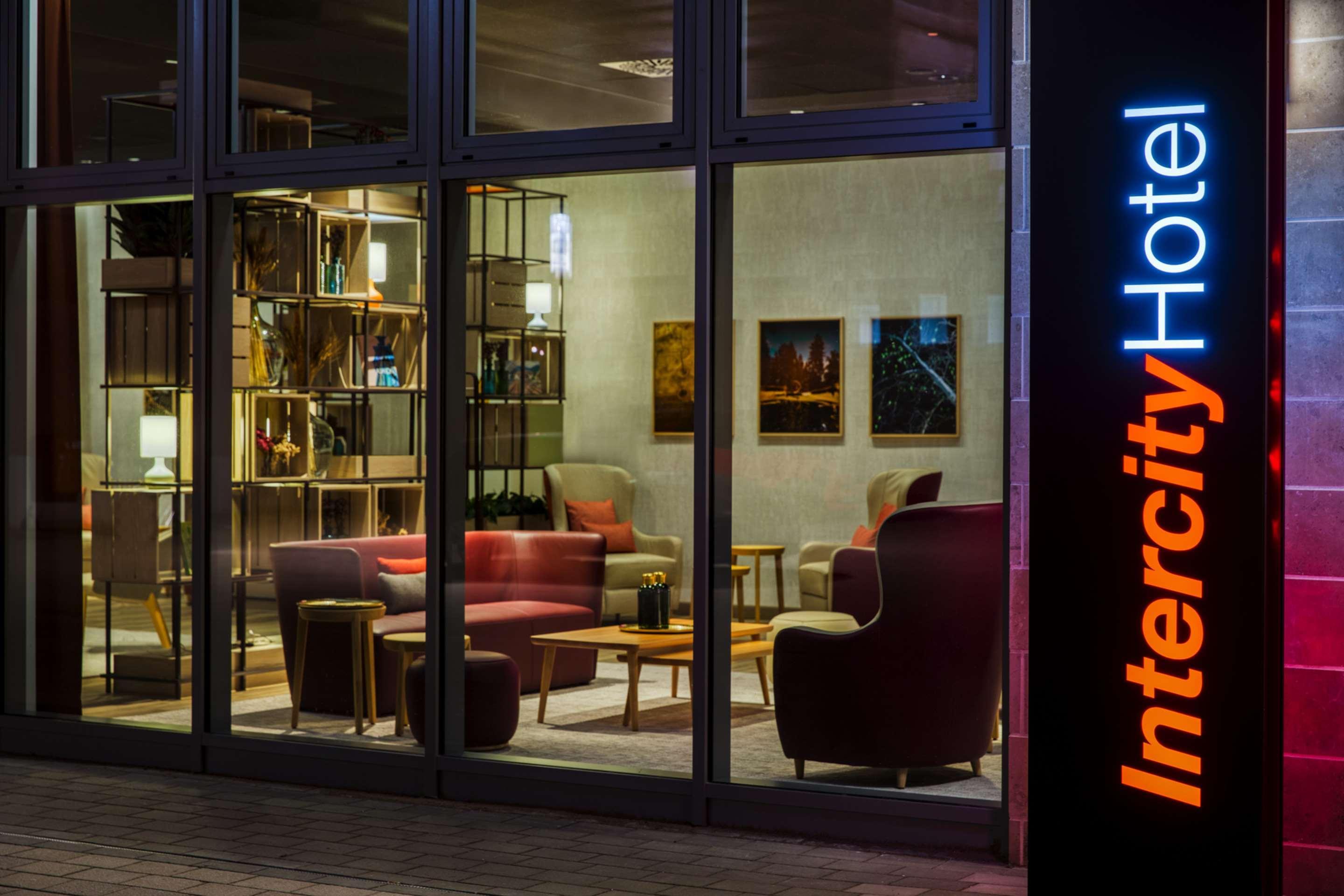 Intercityhotel Wiesbaden Ngoại thất bức ảnh