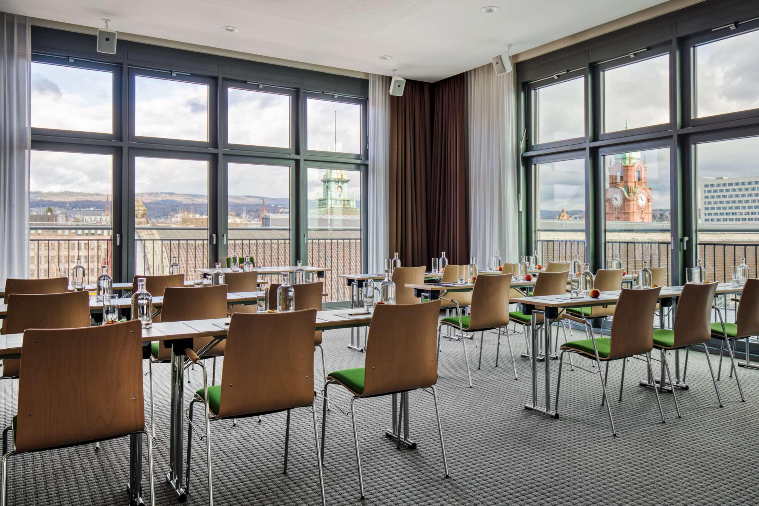Intercityhotel Wiesbaden Ngoại thất bức ảnh