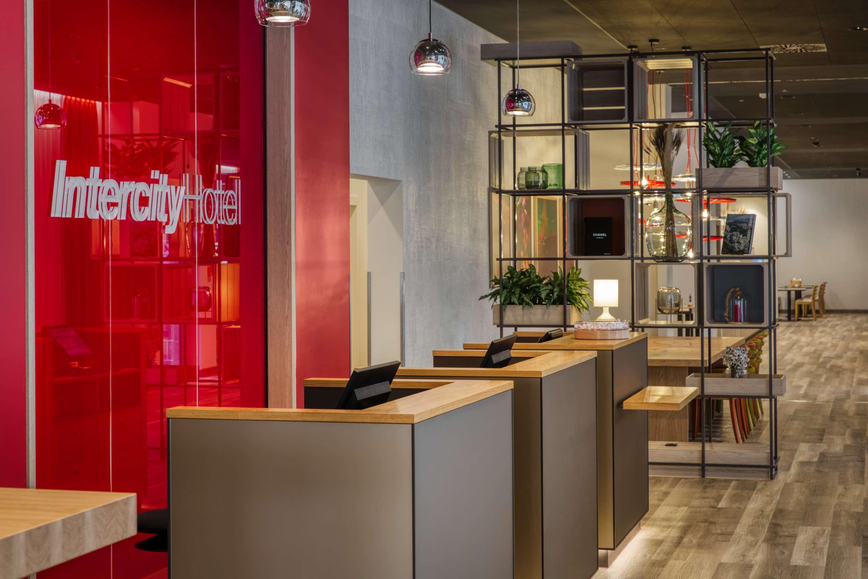 Intercityhotel Wiesbaden Ngoại thất bức ảnh