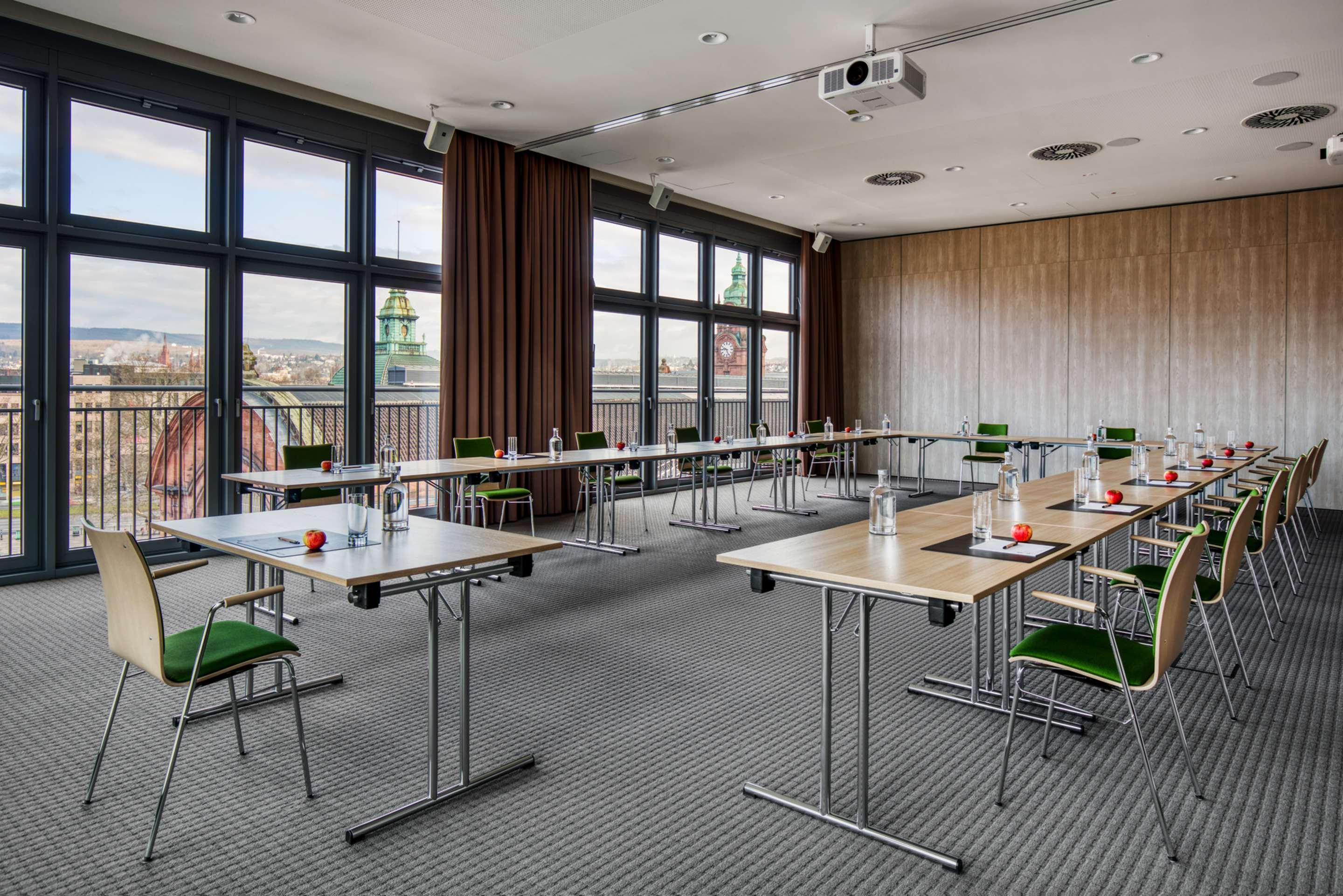 Intercityhotel Wiesbaden Ngoại thất bức ảnh