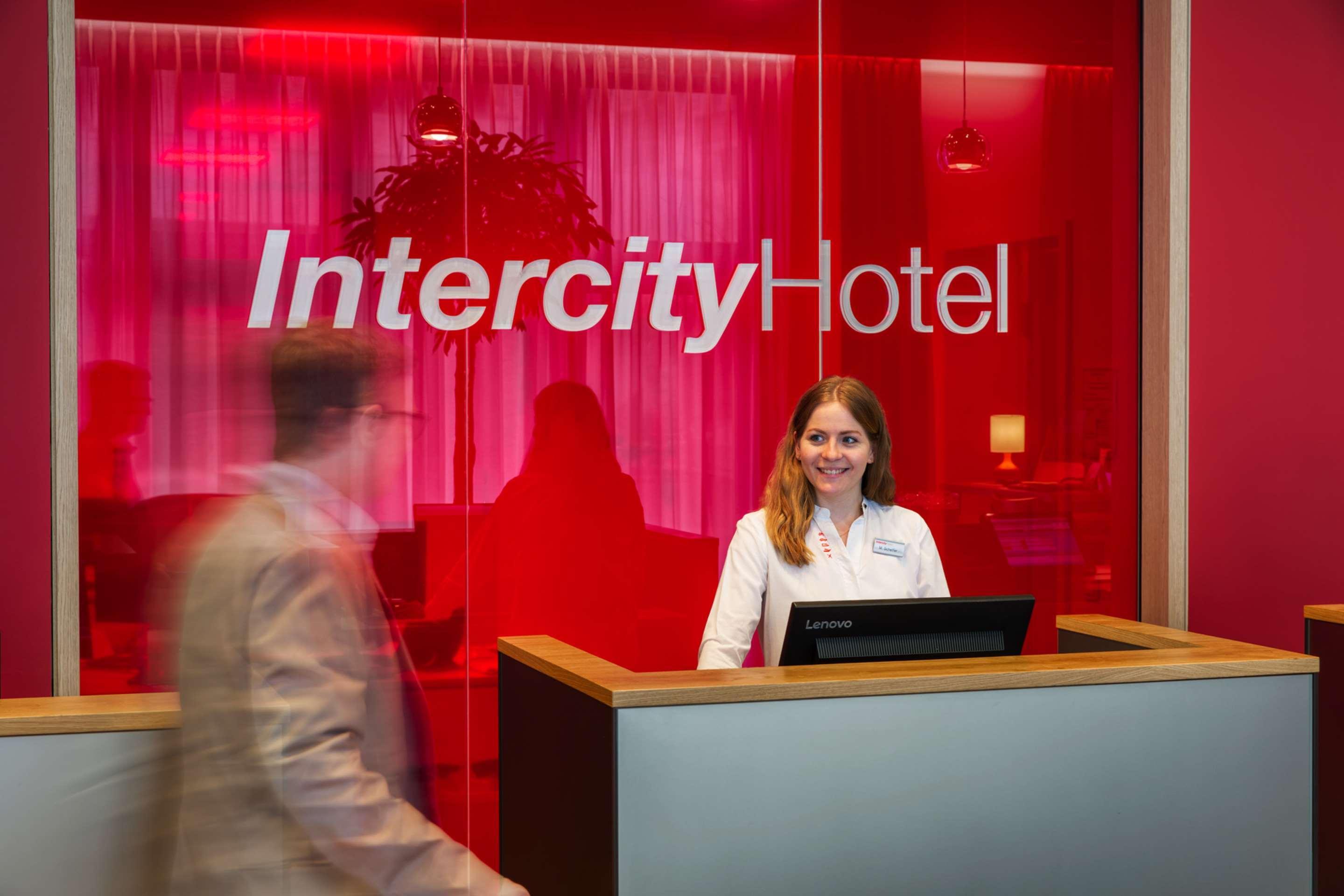 Intercityhotel Wiesbaden Ngoại thất bức ảnh